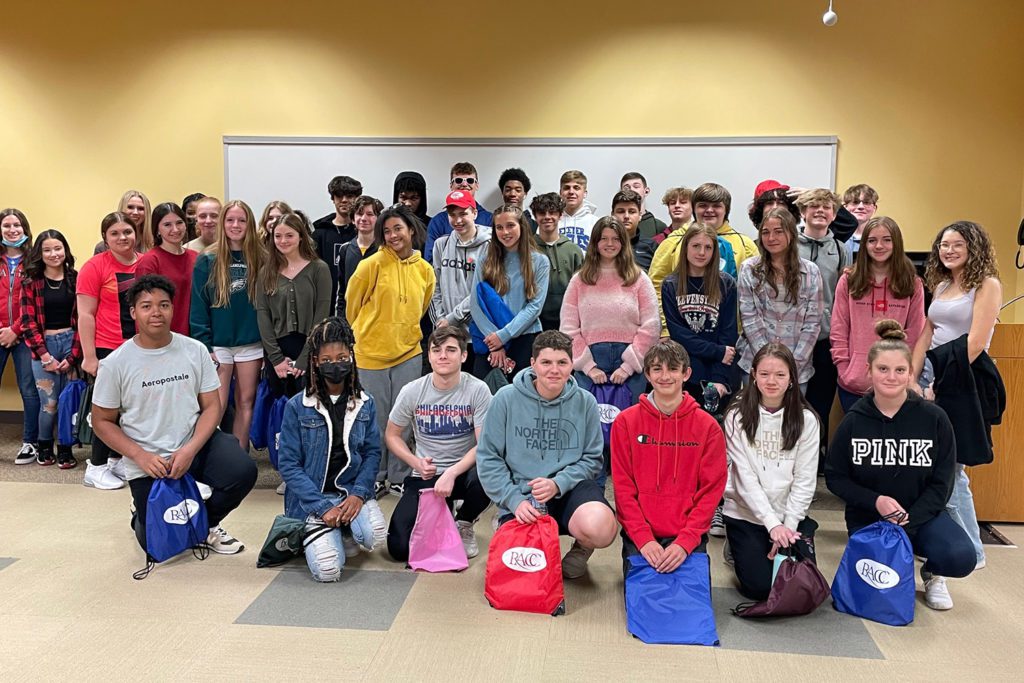 Freshmen Visit Area Colleges - Exeter Township School District